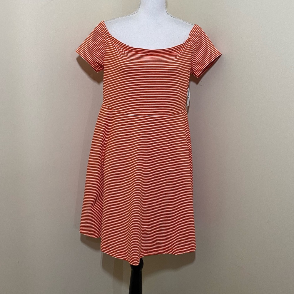 Old Navy || woman’s striped off shoulders short sleeves dress size Large